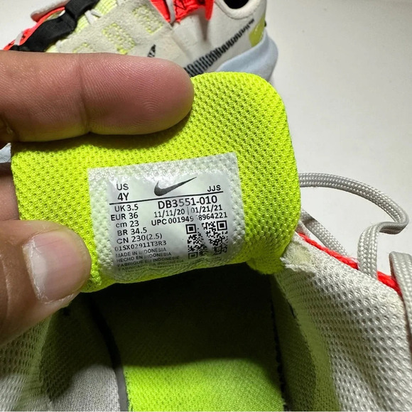 Nike Crater Impact GS Light Bone Stone Kid Sneaker Size 4Y Women 5.5 (279 Box 31 - Picture 7 of 9